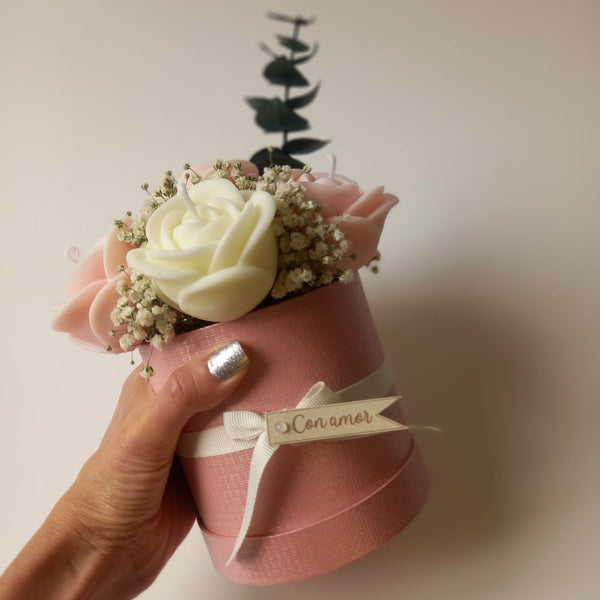 Bouquet De Rosas Blancas Rosadas Caja Rosada