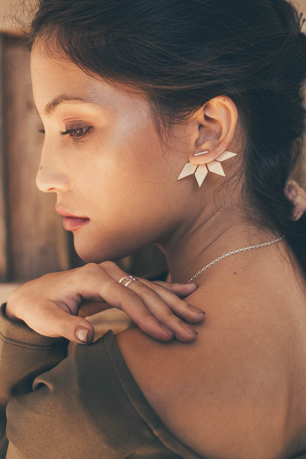 FLOR ARETES SUUSI